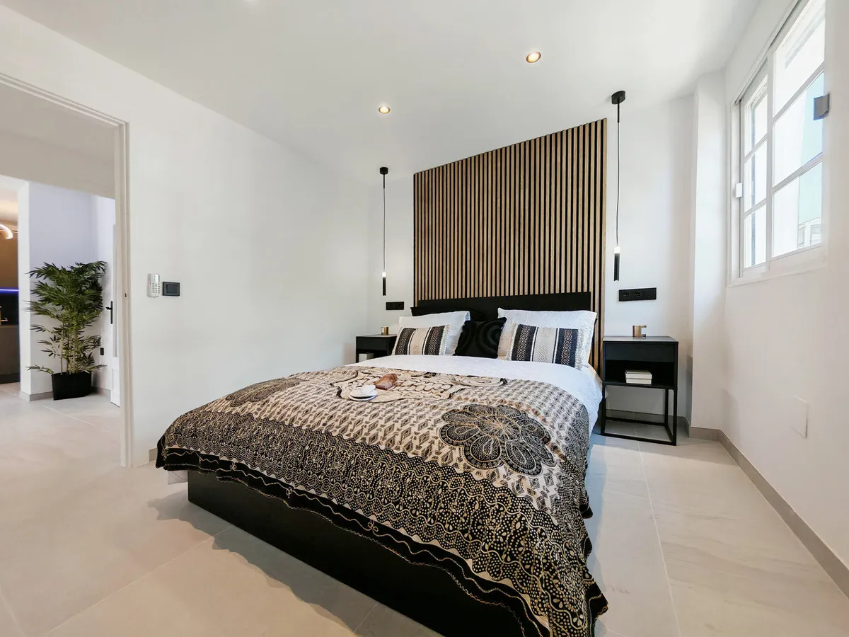 b0bf7a1a-2a66-4046-b685-3b444f285a71