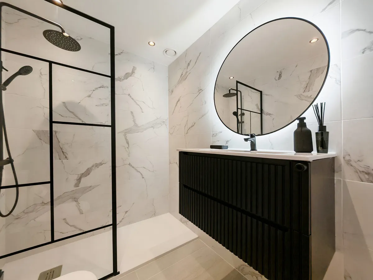 e27b5b3a-05bf-4432-a61a-d4efd281a2e1