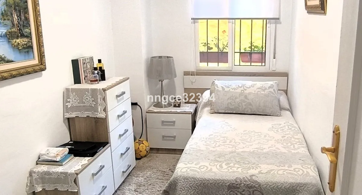 b92475bf-ee87-4d5b-812f-bfd7dda8a0f9