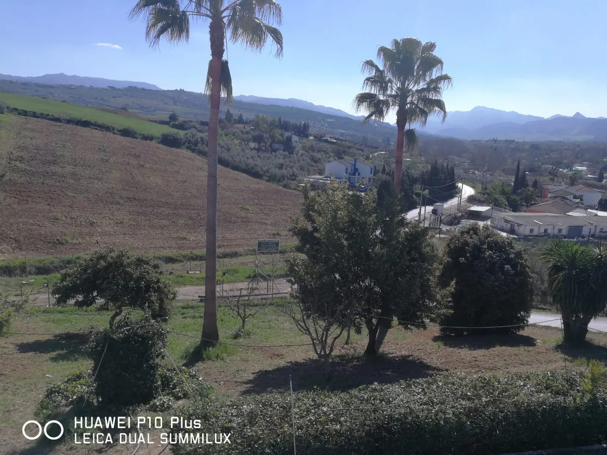 2fcb9c24-432e-41d1-911a-22584f1990a6