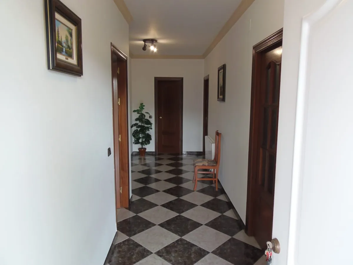 7979379b-930a-43fc-a7b5-c029d39e5f4f