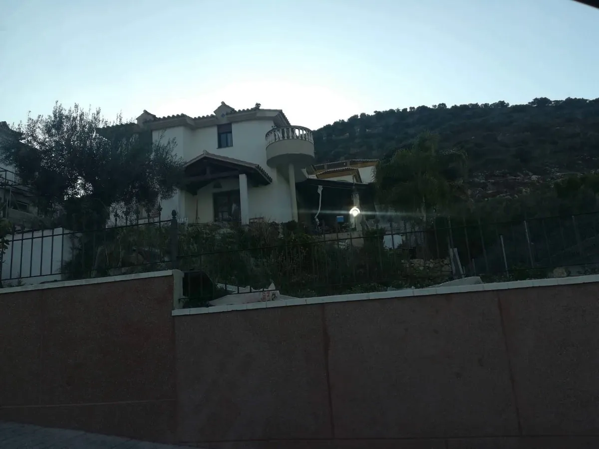 34f41466-4fcb-48bc-a39e-b8ad8c273907