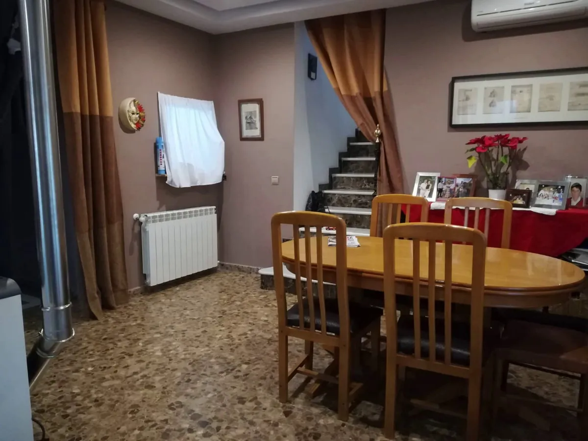 7a7e2f13-b1da-4c35-80c6-9f1c45bdfbb8