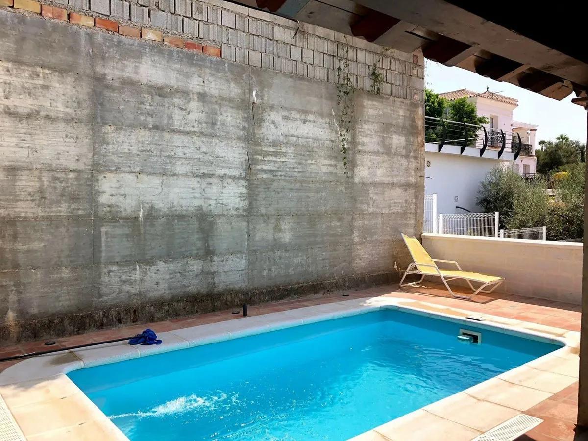 e4707bee-ed2b-4ad5-af2d-59bba7d9498b