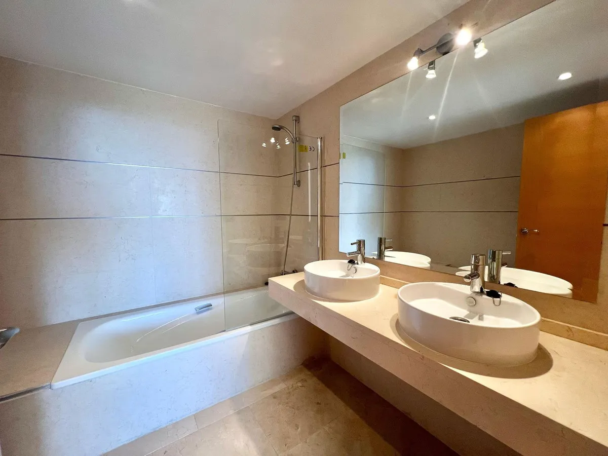 0766f7d1-9d40-492d-9253-9d75a624f7eb