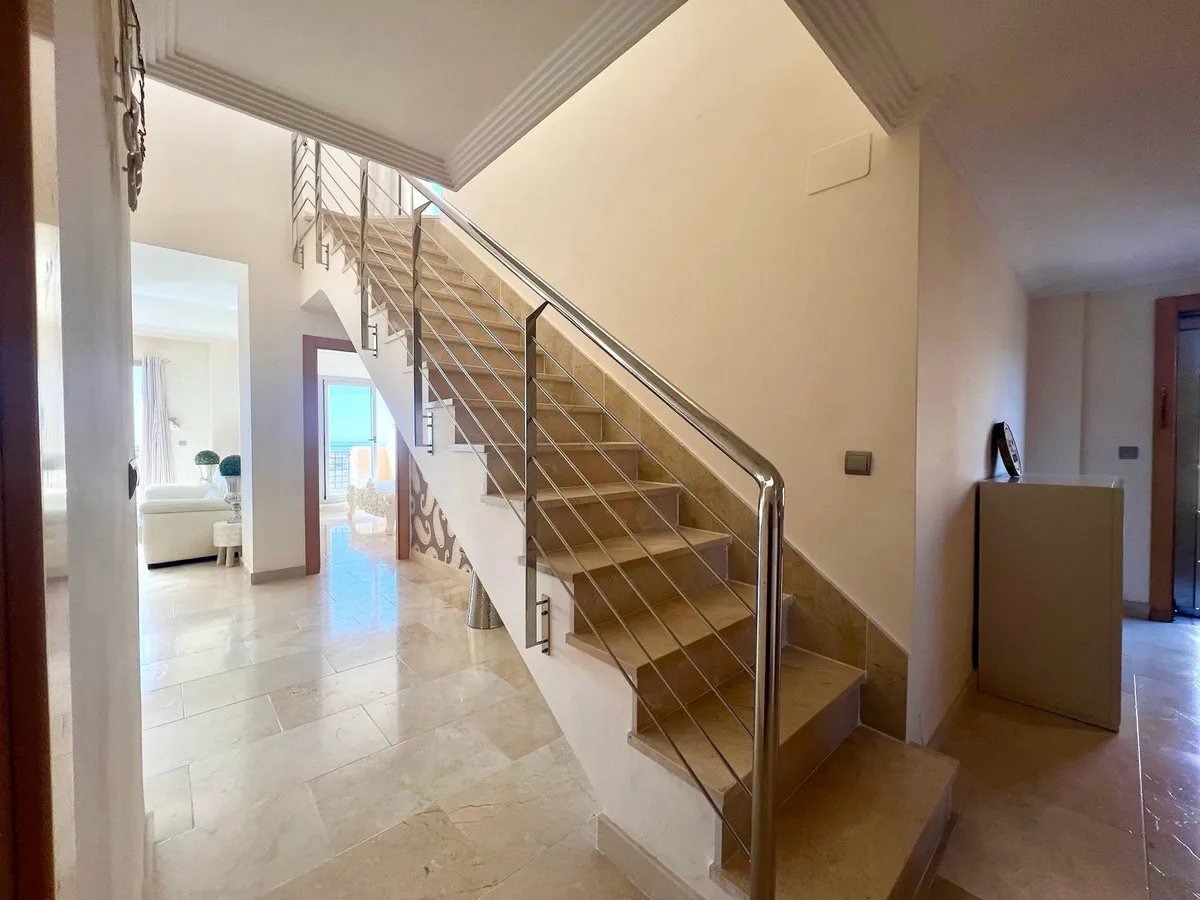 4c4c8ea5-e718-4fdb-9361-ce2f95c3cfd5