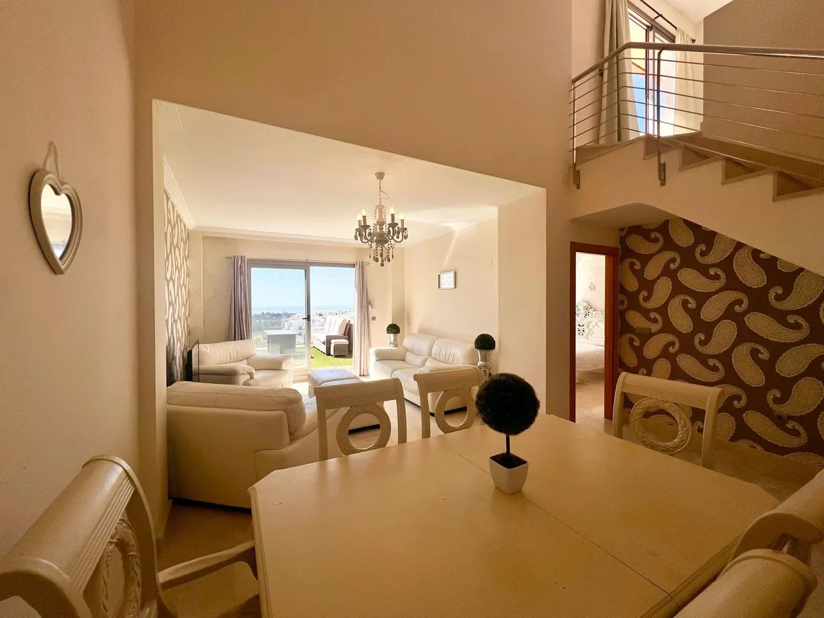 7c51c42b-94e3-4af0-b858-5705e11e6c2a