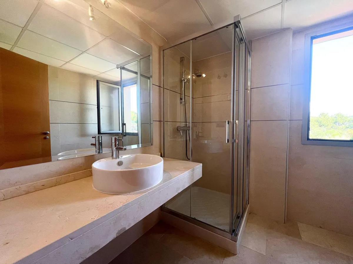 b1575722-9f17-477f-b214-f7c79617b42f