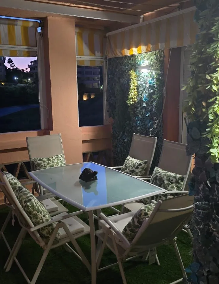 8d07ed3e-5c94-43d3-b90a-0a6ba629c908