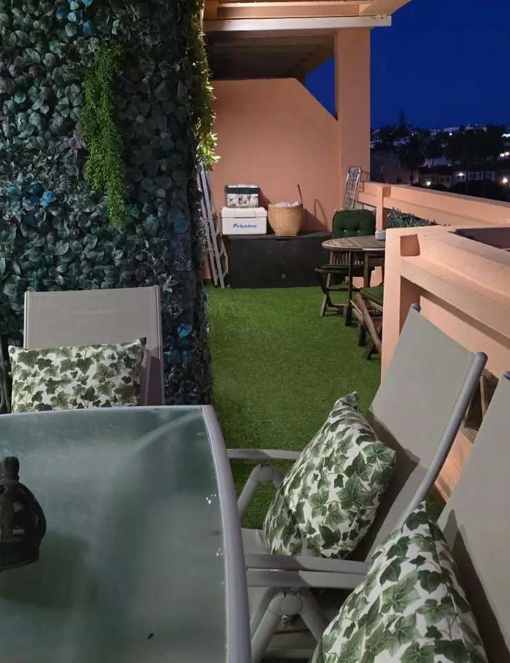 b35ef084-4694-4a78-9587-20876fa2bd11