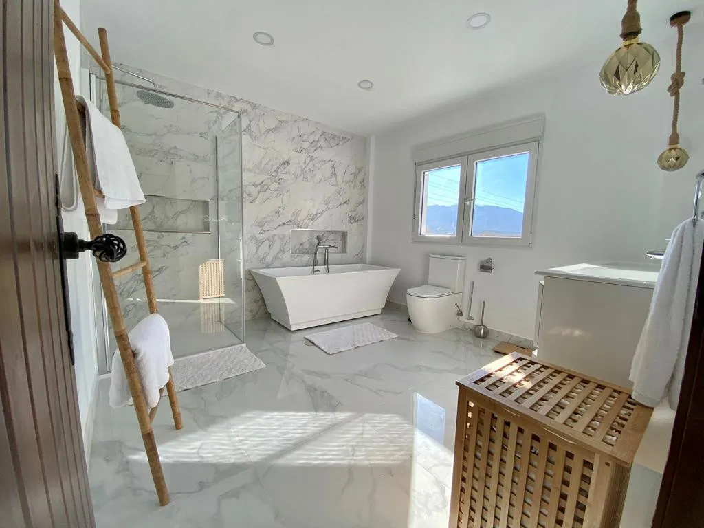 1f0633e8-f816-4eed-be62-49588b40a058