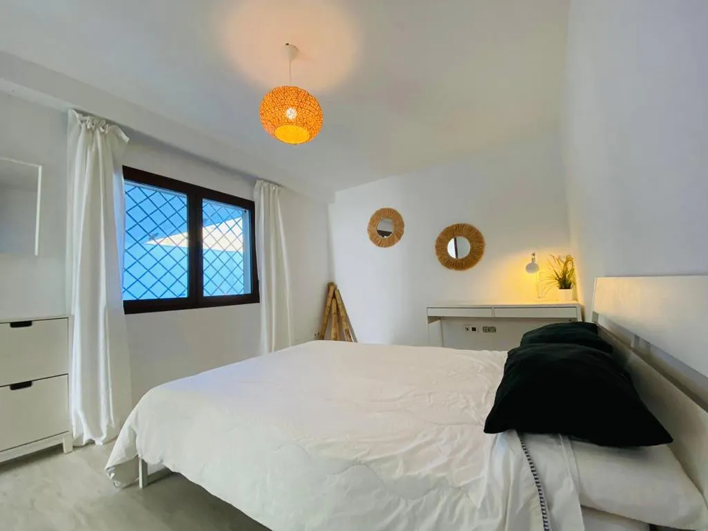 1f844a76-f153-45c0-8a56-cce50f699598