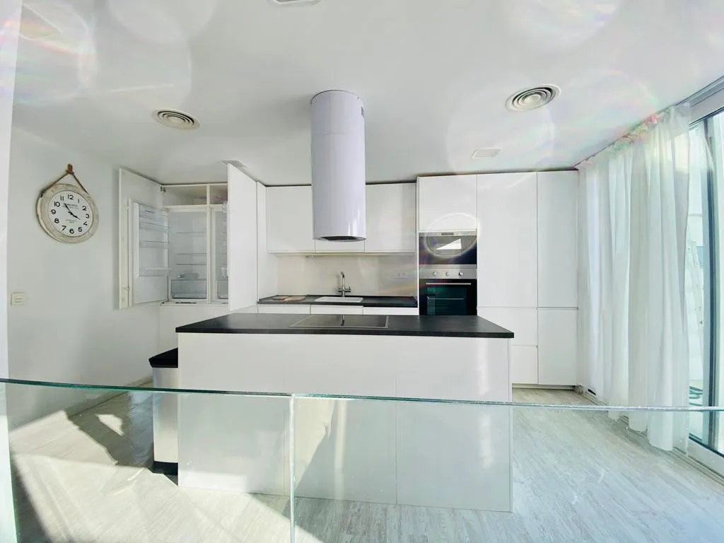 297fc70f-fd4b-4d5f-bd1d-9de90f7d59fb