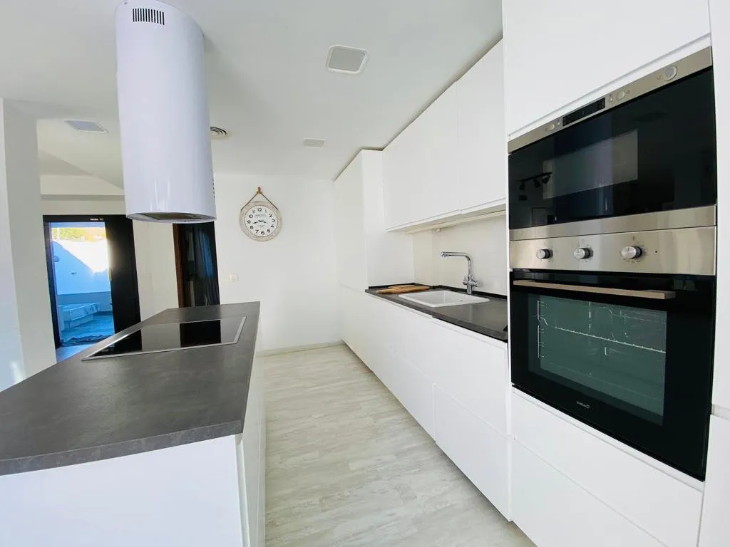 30e5b086-34f0-456d-a886-d52c5c07cc96