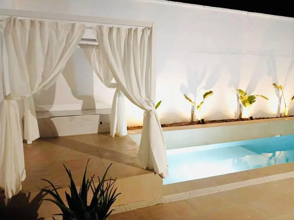 7dfc06b3-6b47-43c3-aabb-315973206366