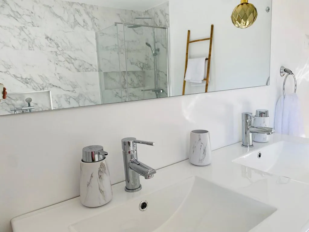 89bd6e7a-cfc7-4b77-ae6a-5c743c7d635c