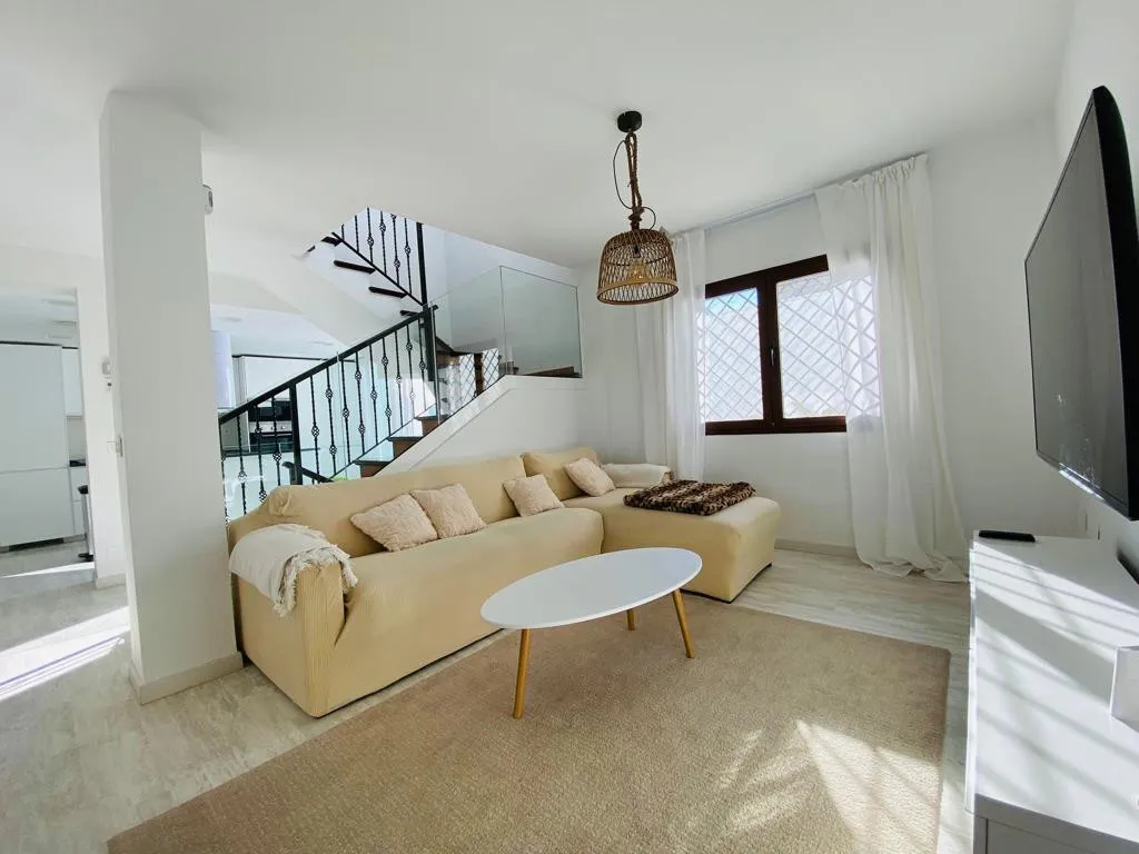 e1ba0d52-bcf8-4a7c-aac5-68fe4d607840