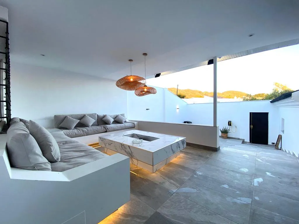 f190dea7-29e9-4858-a403-ccf6811ad406