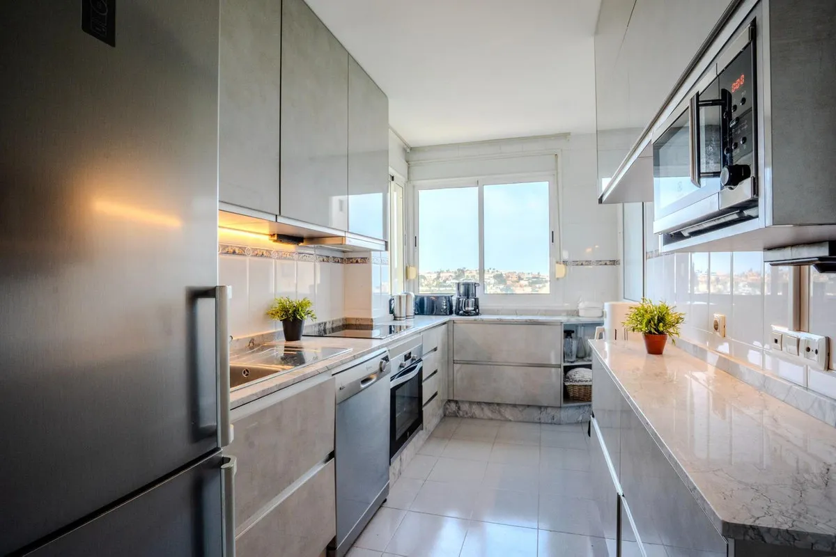 08f61c31-3030-4d36-befb-e9c5d447abba