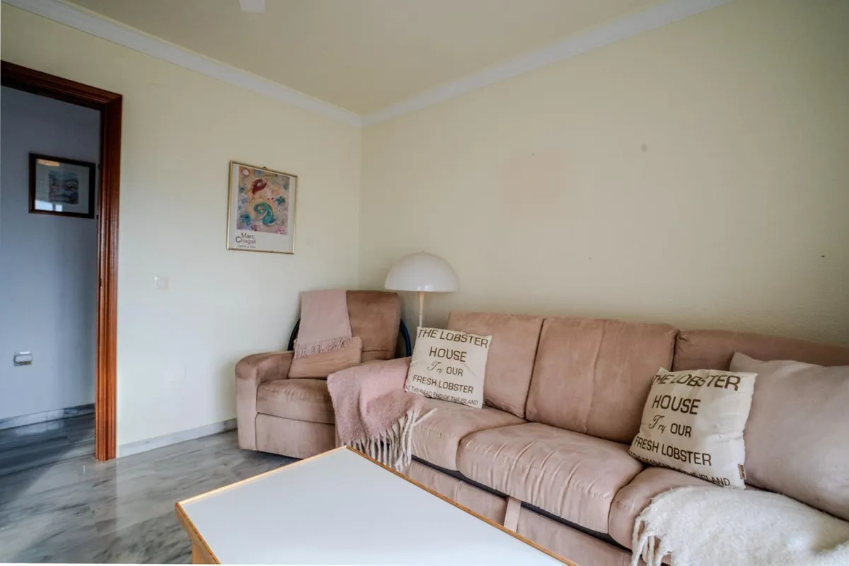 55c6a502-1c45-4828-820b-81508f943488