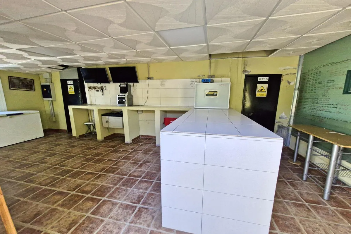 294c5a73-e9d3-4bc3-9961-3726d882cc55