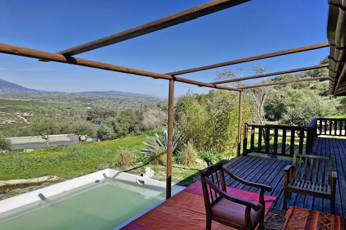 83f6a8ff-1eb3-410a-8c6e-c434a1d10751