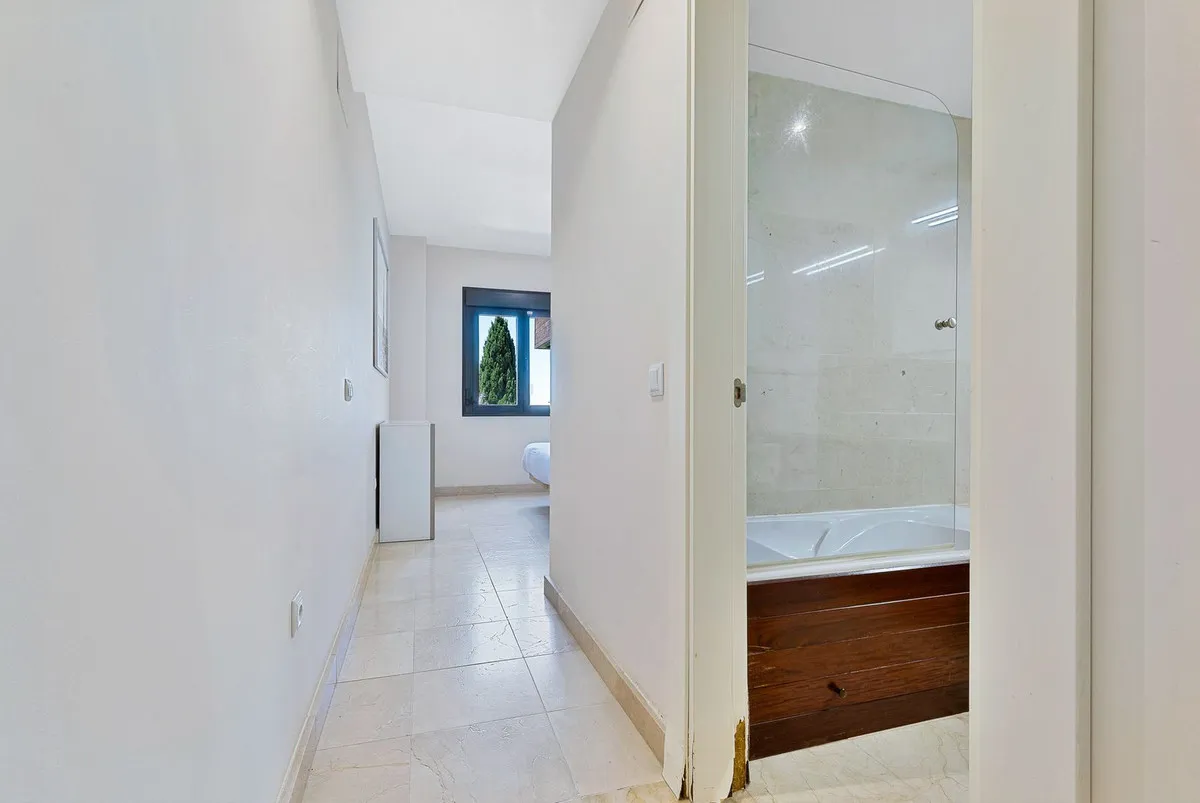 1be0a01b-b71e-420e-8535-7e7a29173368