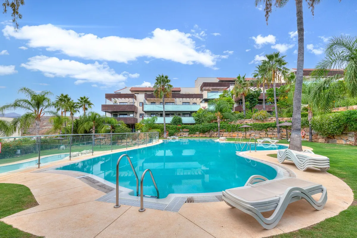 2d3a3974-c26b-40c8-b2e0-16b98a992357