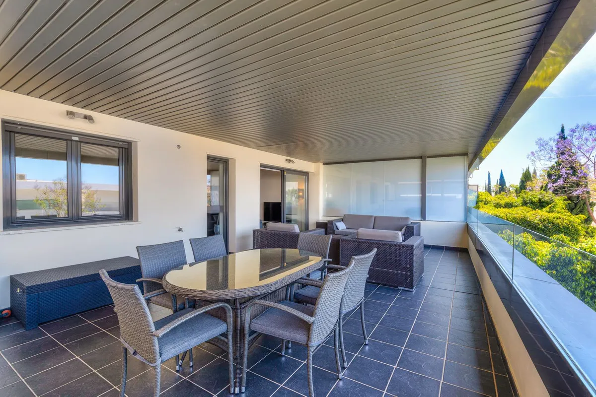 98e0aa28-87a3-4824-b38f-bb28e3e0f304