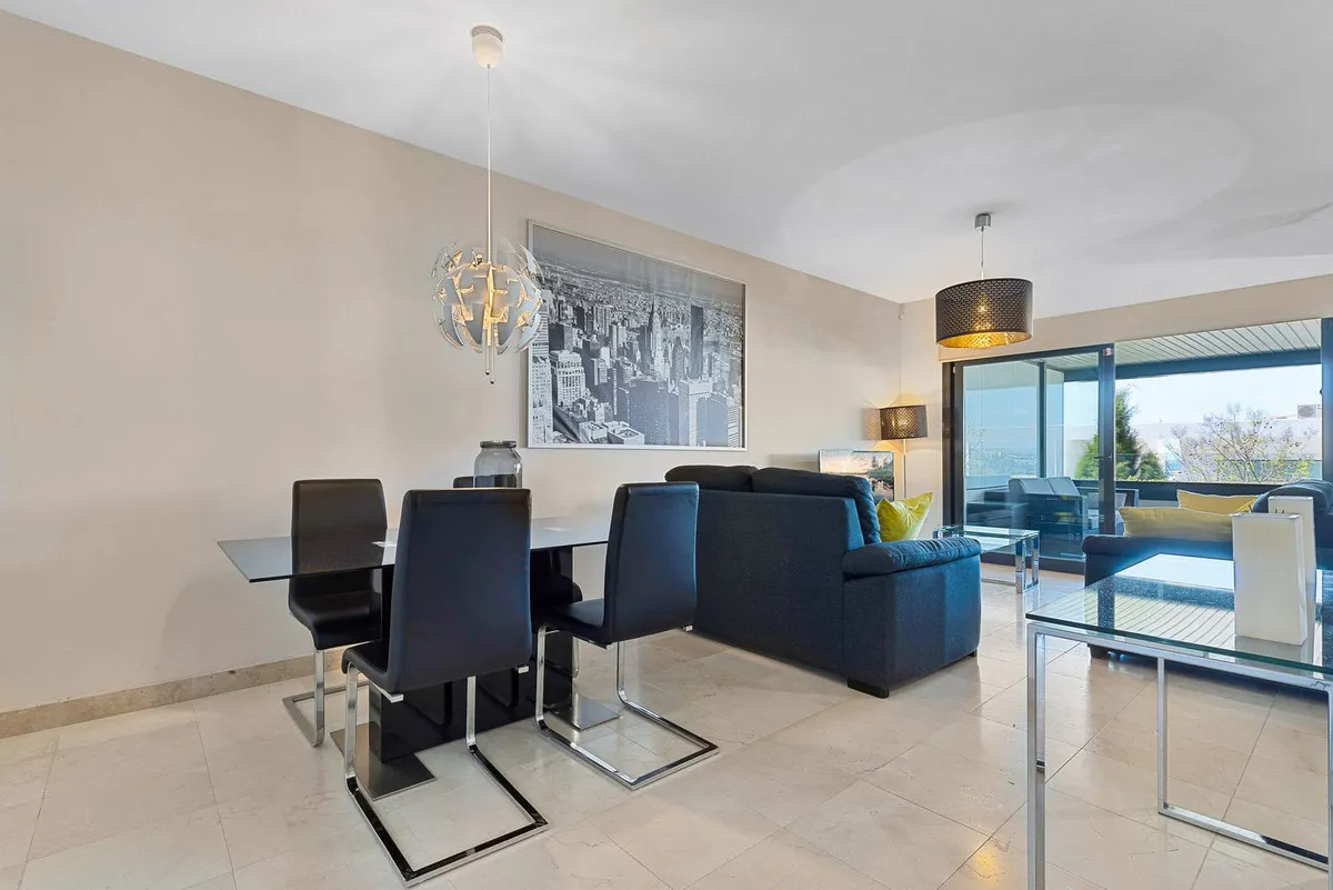 cd8d590f-e7a0-4b14-a9b3-994822e4dfd7