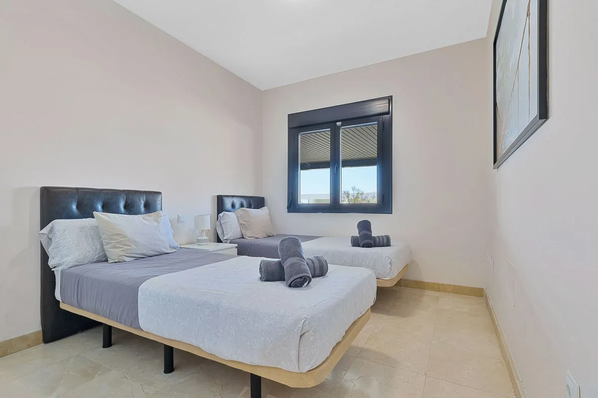 ec1a42b2-84ea-424c-a4c5-35a2fa7faba5