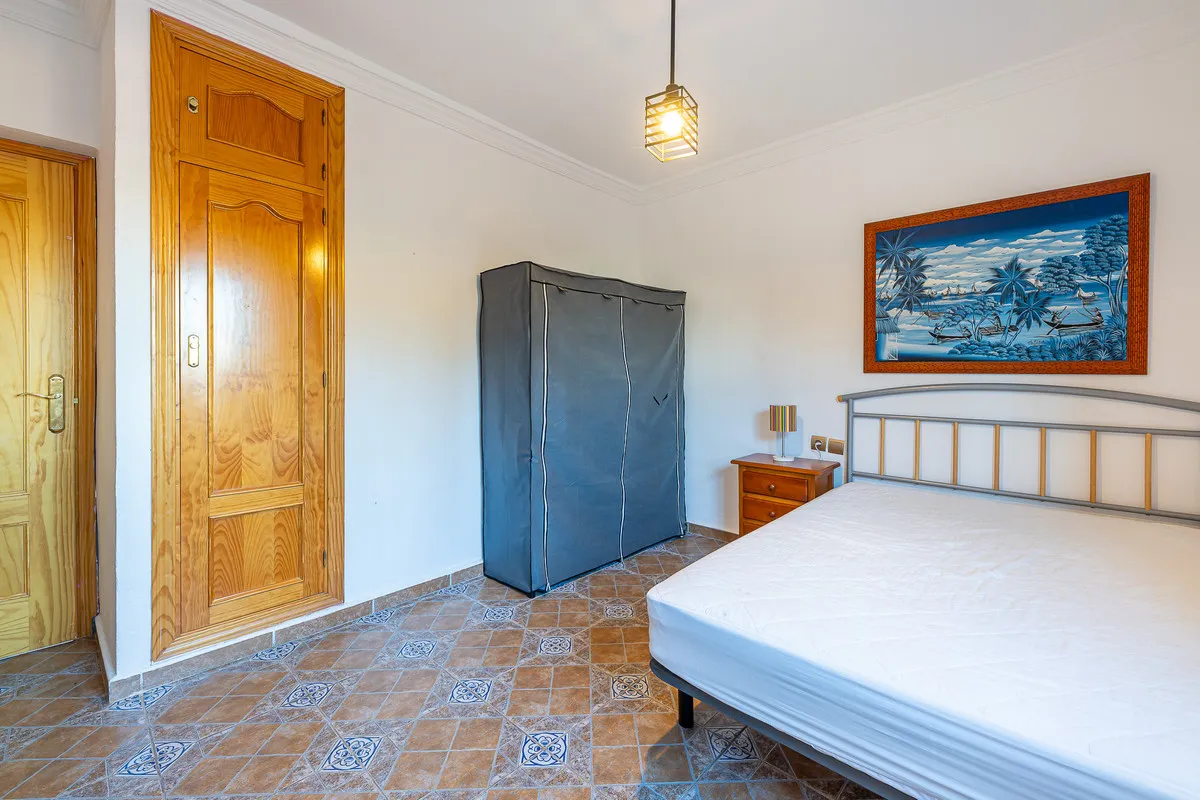 afd3f9ea-9141-4578-972f-d75f59718eb1