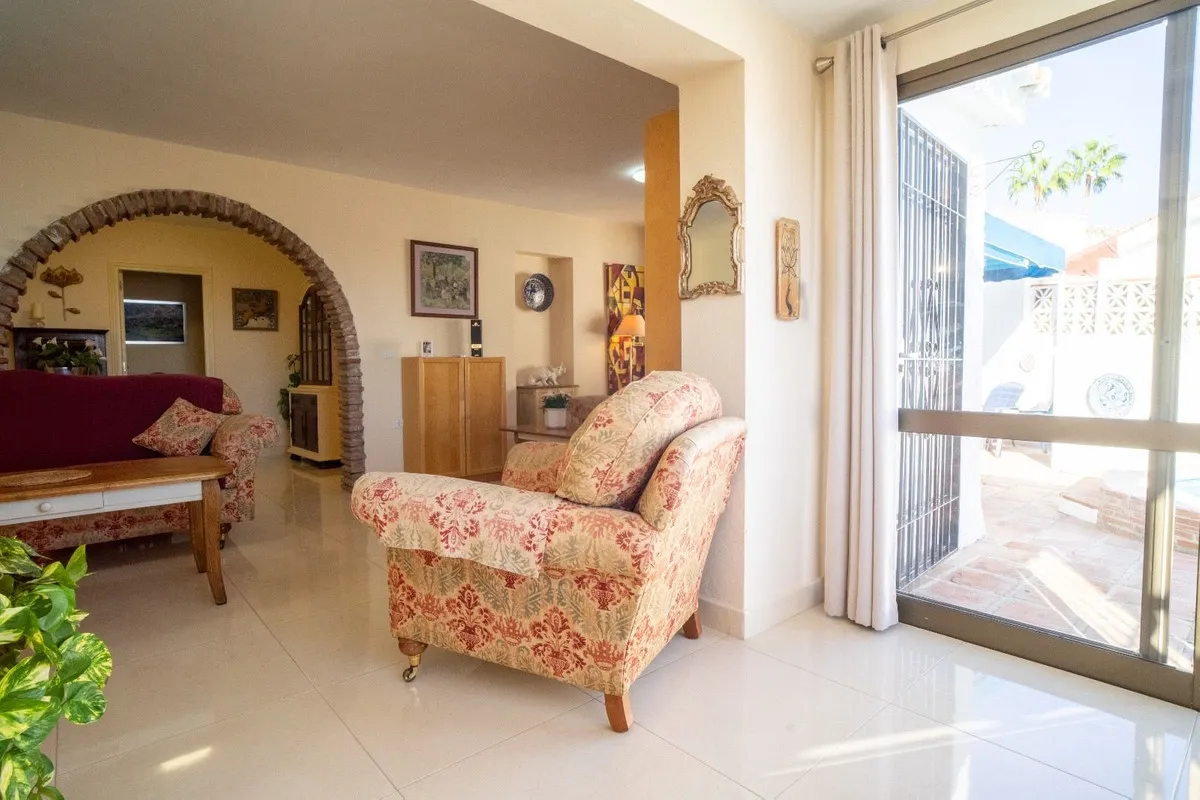 04f095e7-6fbe-48aa-9174-510412243b1f