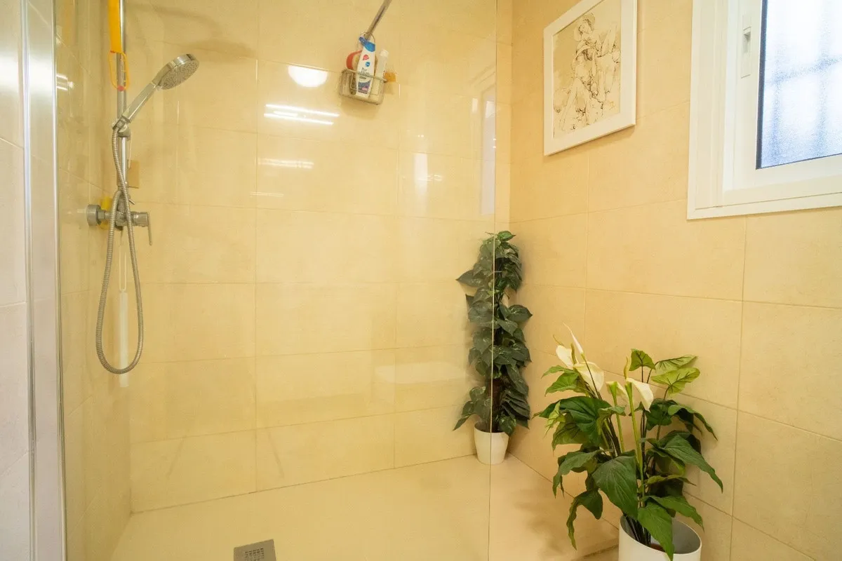 7b264136-5c05-427e-ac4e-a230308a9b4b