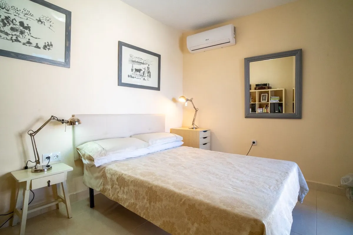 b081385c-b459-4638-897b-10fe189ccbcc