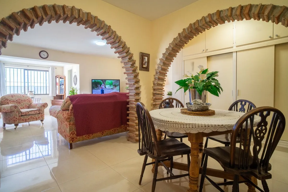 cb7895f4-6d0b-44db-a4fc-61164328d02a