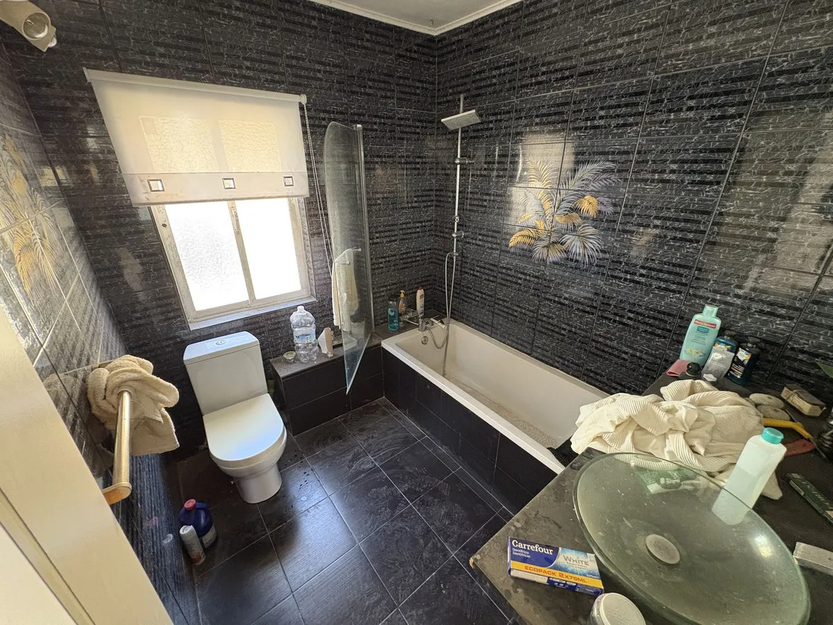 2243beb9-1a91-42dd-b6f3-5a5027f4ca74