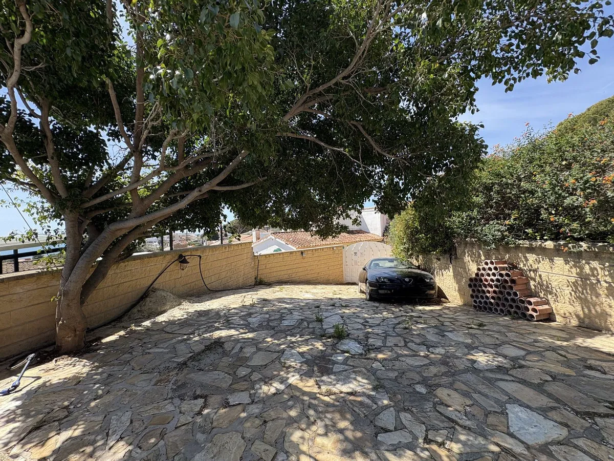 a44da85e-3e48-4ac6-b485-a1e3d936511e