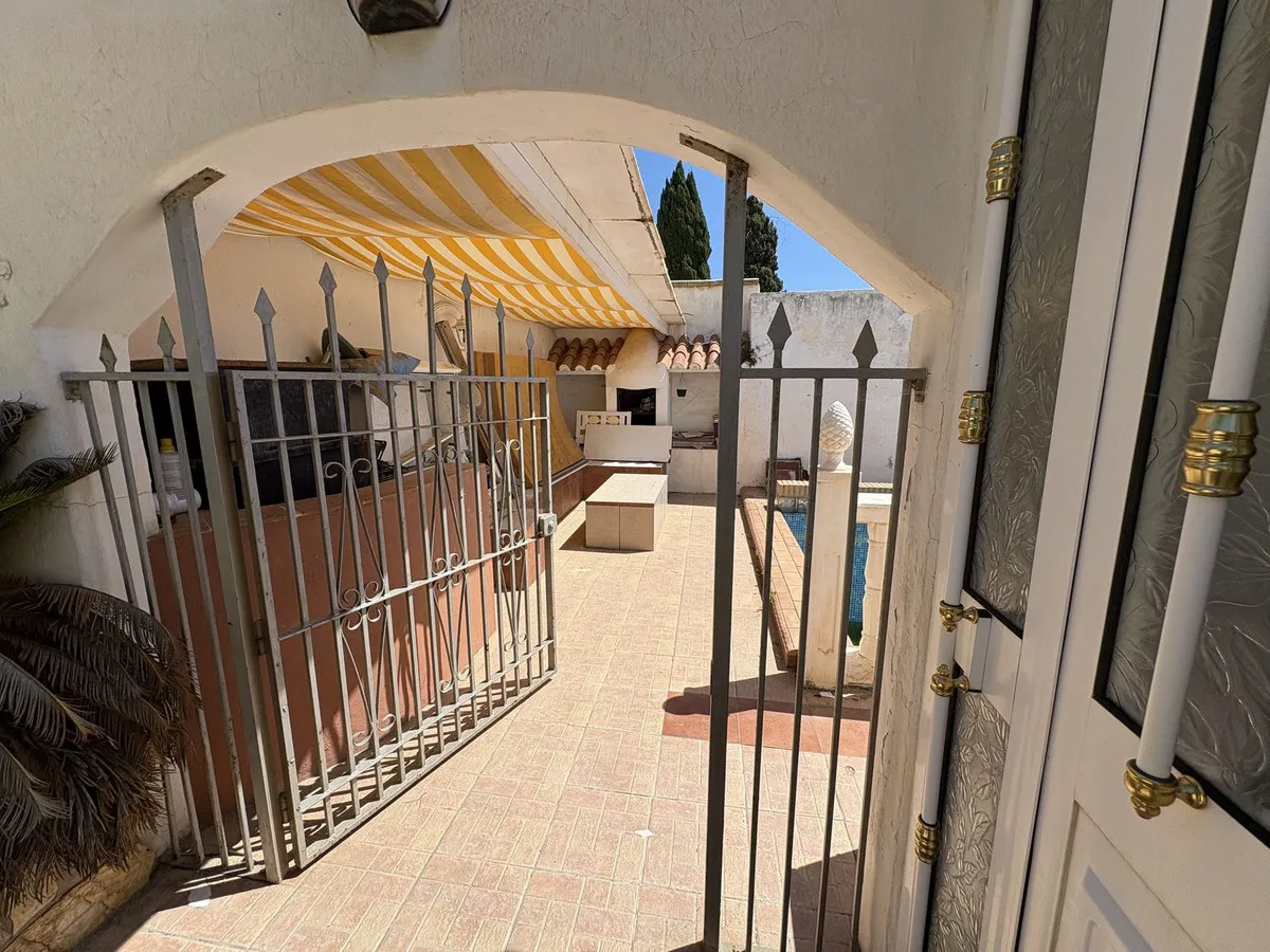 ba91da7a-1dd5-404a-8d66-2a69cfec84e6