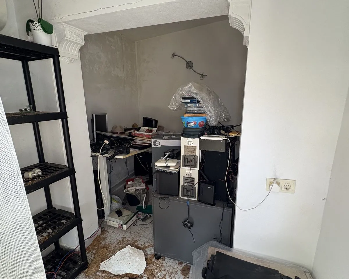 baec1b85-30c0-4138-884d-d20de7902830