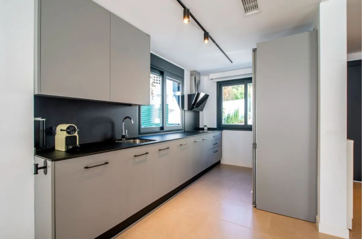 27392bb7-93d5-4386-bfaf-f5a0091ecc65