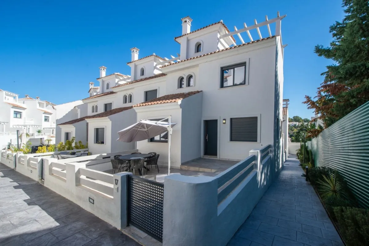 3f99ef5b-1669-4b79-890b-40c02488ce8f