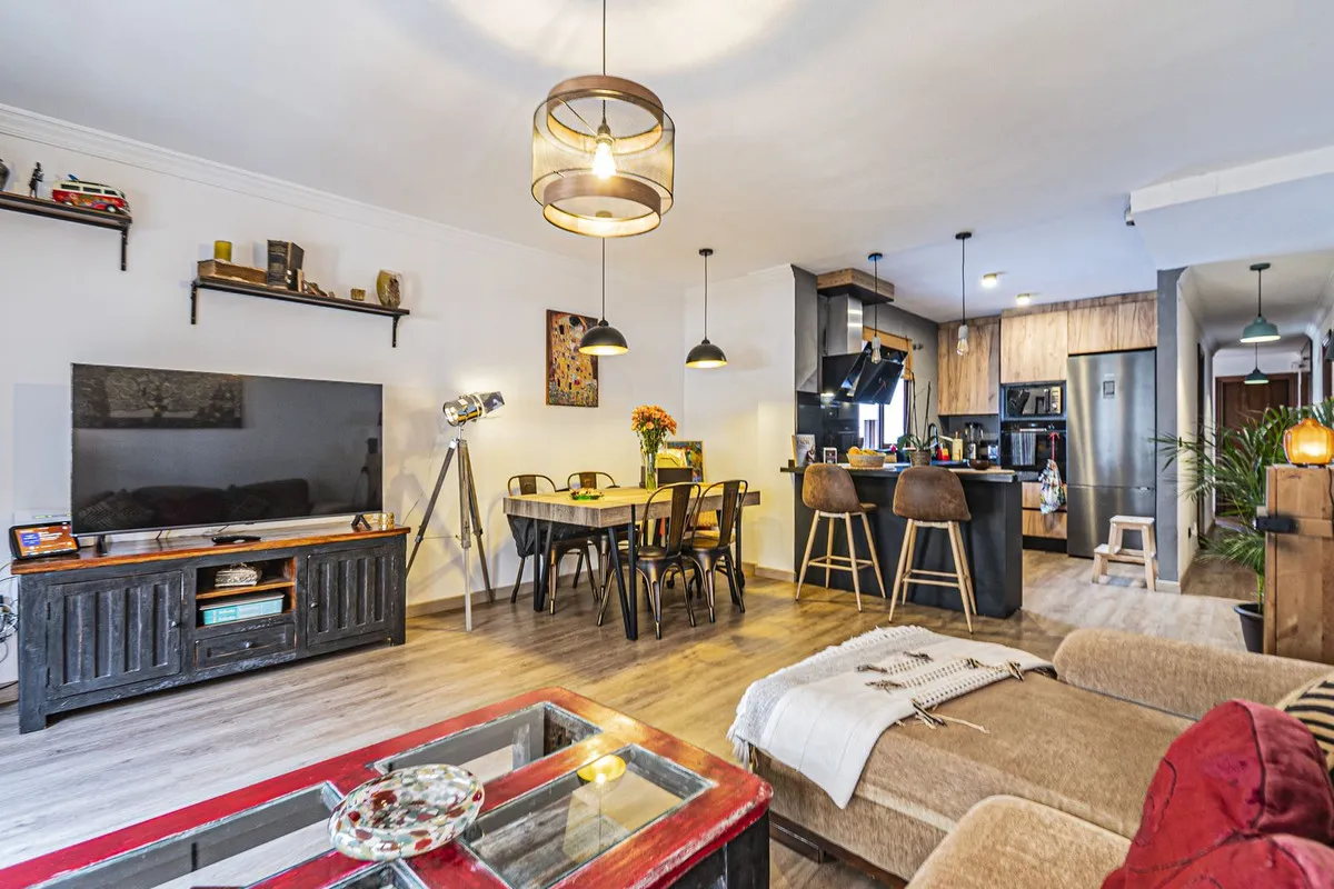 33a8f116-0363-492e-b99c-96d37f4c9cf5