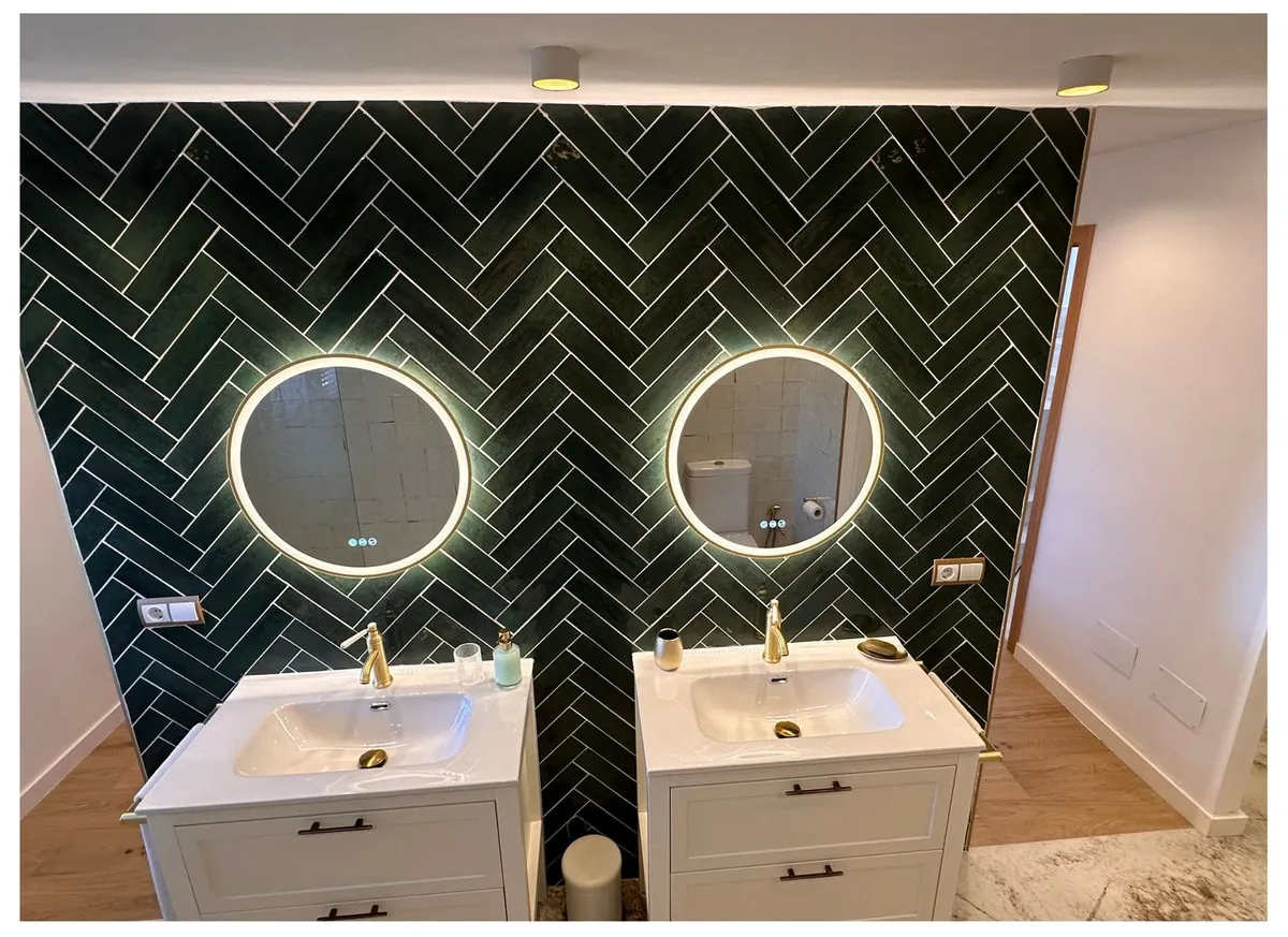 397655a5-73c7-4b7b-8675-f1cda1ec376b