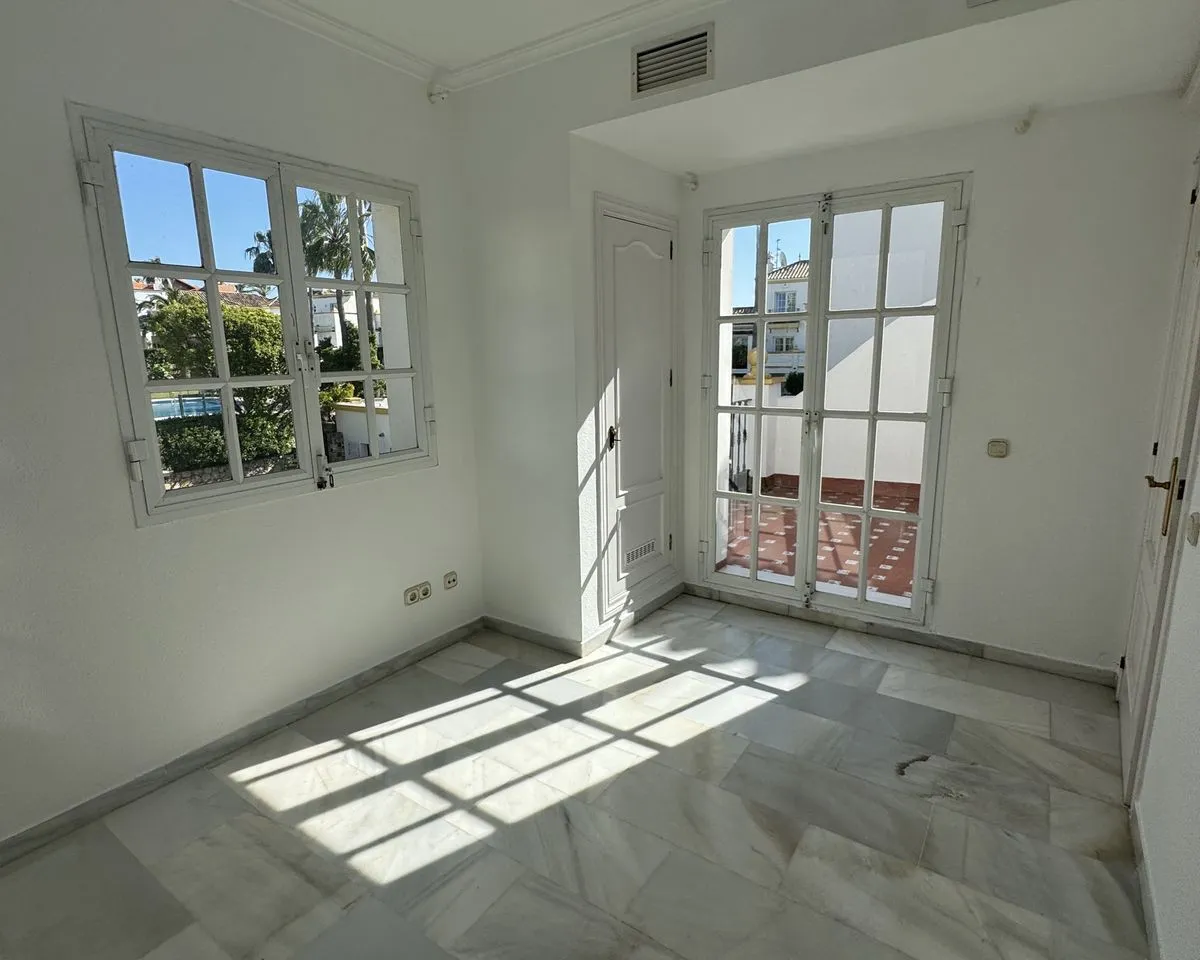 a3984685-1175-4ada-9493-78cc8e7ee95f