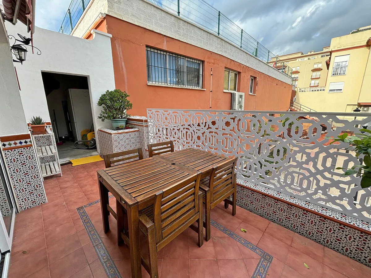 152ef7aa-e9b3-4cde-b977-0ea80e8e7a8d