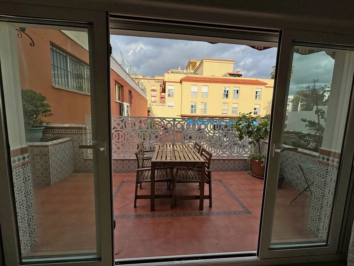 e40c8c8b-6a73-4912-8ed1-89f0ce7bff0b