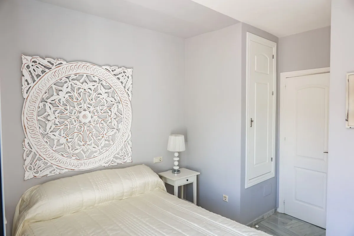 ea679bd2-bf7c-4264-ab56-845d5c7f85c8