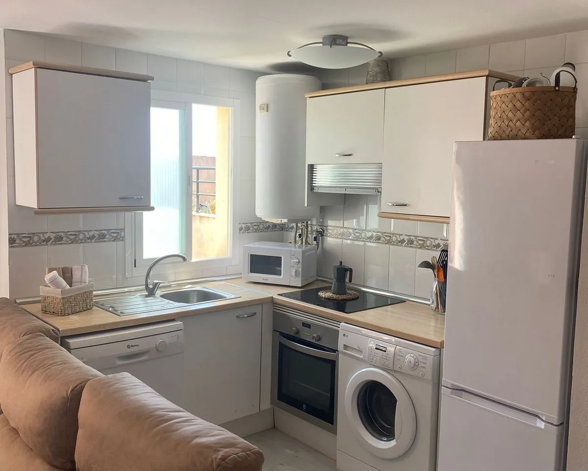 dbe7e8e4-f8ff-4f3d-b53f-9bb1ee7c08e1