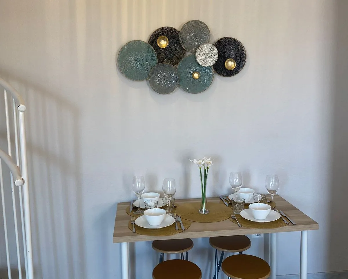 ebb8531c-29b1-4fa5-af7b-b43928f6cffb